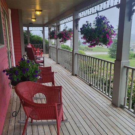 Cranberry Cove Inn Louisbourg Eksteriør billede